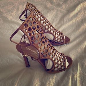 Tamara Mellon Honeycomb sandal 7.5